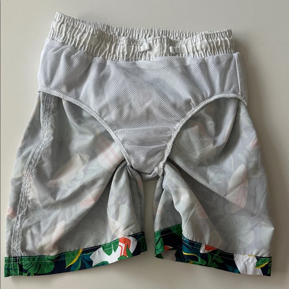 Swim Two-Pieces Kids Size 6 - Picture 10 of 10